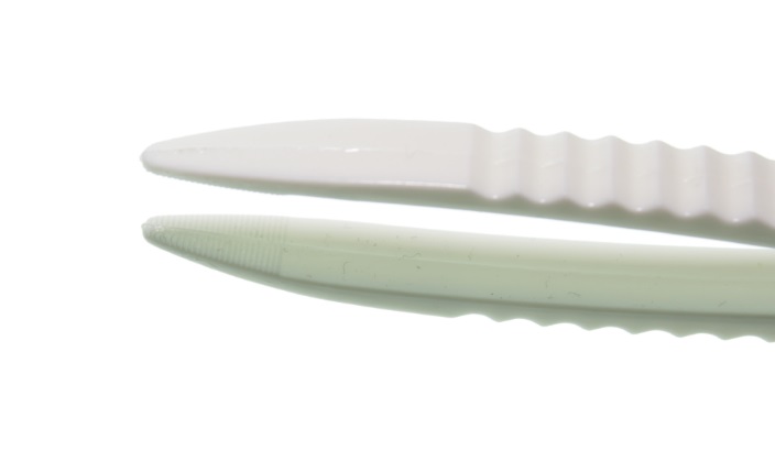 Pinzetta anatomica lunghezzza 12 cm sterile, dettaglio punta