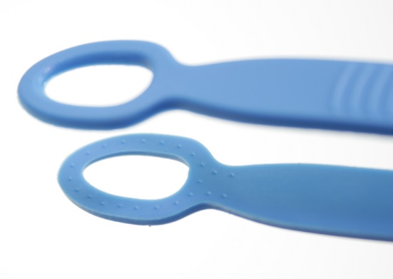 Pinza con punta ad anello, dettaglio