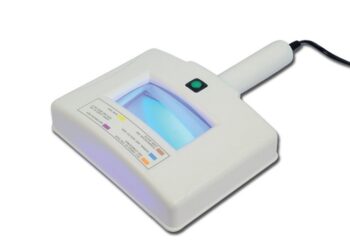 Lampada wood UV per esame dermatologico