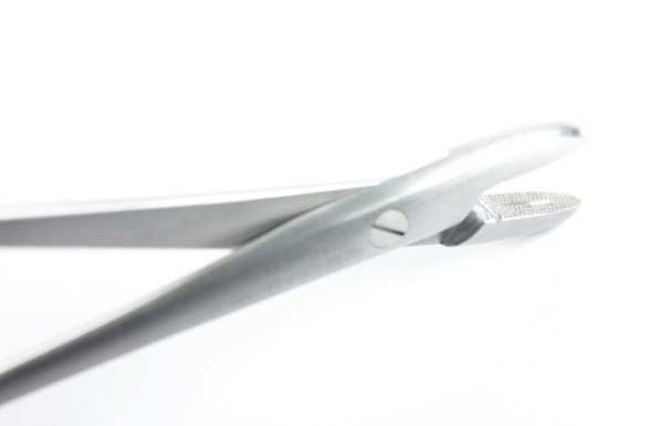 Portaghi Doyen per suture 12 cm, dettaglio morso
